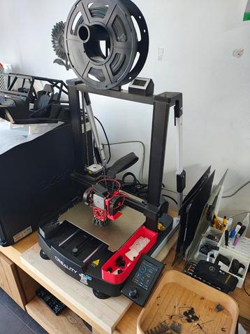 Ender 3 V3 SE met veel extra's en mods beschikbaar voor biedingen