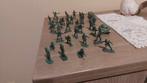 32 Groene vintage plastic soldaten, Kinderen en Baby's, Speelgoed | Actiefiguren, Verzenden, Gebruikt