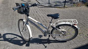 Meisjes Fiets  beschikbaar voor biedingen
