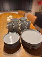 Volledig servies 32-delig, Huis en Inrichting, Ophalen, Overige materialen, Zo goed als nieuw, Bord(en)