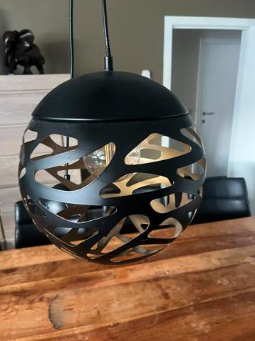 4x Design hanglampen – zwart/goud – moderne look beschikbaar voor biedingen
