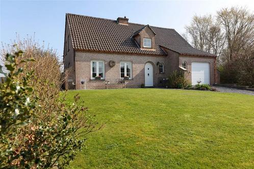Huis te koop in Wellen, 4 slpks, Immo, Huizen en Appartementen te koop, Vrijstaande woning, D