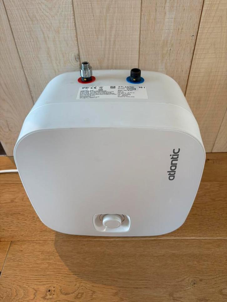 Keukenboiler 10L - absolute nieuwstaat + garantie, Doe-het-zelf en Bouw, Chauffageketels en Boilers, Zo goed als nieuw, Boiler