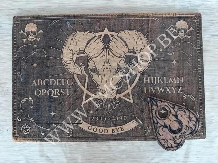 Ouijabord / Spiritbord te koop. Dateert van 1986!, Huis en Inrichting, Woonaccessoires | Tekstborden en Spreuken, Nieuw, Ophalen of Verzenden