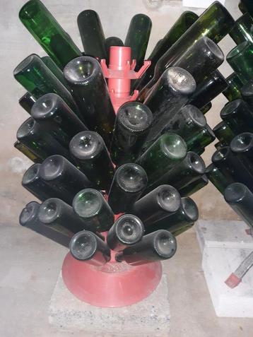 80 bouteilles vides et égouttoir, Collections, Enlèvement, Comme neuf