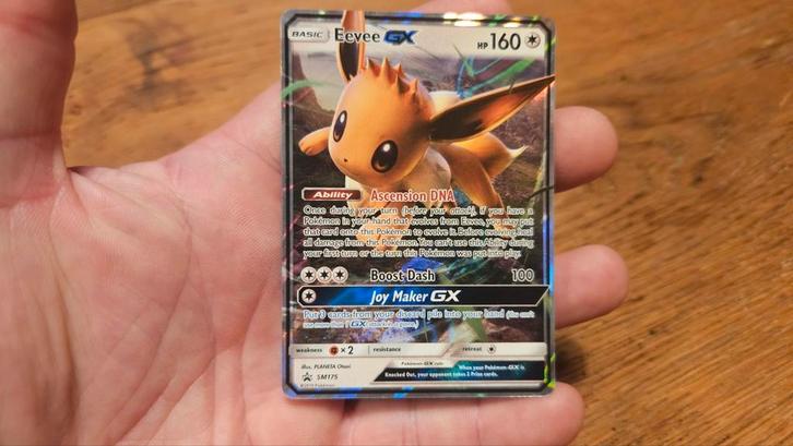 Sm 175 EEVEE GX, Hobby en Vrije tijd, Verzamelkaartspellen | Pokémon, Zo goed als nieuw, Ophalen of Verzenden