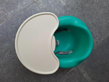 Bumbo seat met tafeltje disponible aux enchères