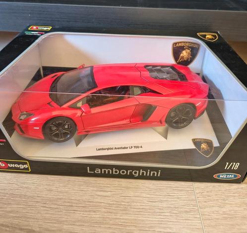 Schaalmodel auto : Lamborghini Aventador (Burago) 1:18, Hobby en Vrije tijd, Modelauto's | 1:18, Zo goed als nieuw, Auto, Maisto