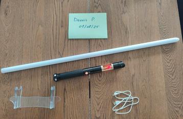 Neopixel lightsaber met crystal reveal  beschikbaar voor biedingen