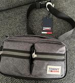 Heuptas Tommy jeans, Handtassen en Accessoires, Tassen | Schoudertassen, Ophalen, Nieuw