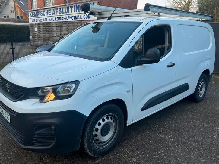 Peugeot Partner Maxi/BJ 2020 Climatisation Navi Carplay Etc, Autos, Camionnettes & Utilitaires, Entreprise, Achat, Peugeot, Diesel