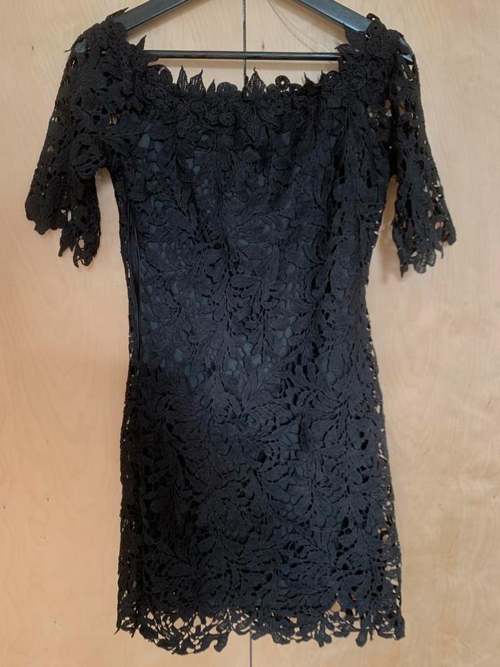 Elegante kleine zwarte jurk maat S/M, Kleding | Dames, Jurken, Zo goed als nieuw, Boven de knie, Ophalen of Verzenden