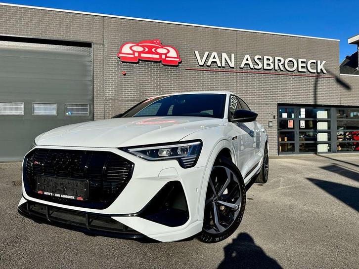 Audi e-tron Quattro 2x S line Black line* (bj 2021), Auto's, Audi, Bedrijf, Te koop, e-tron, 4x4, ABS, Adaptieve lichten, Adaptive Cruise Control