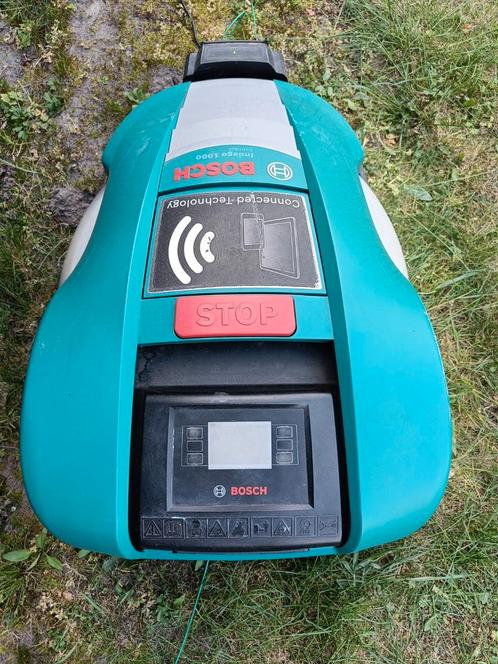 Robotmaaier Bosch Indego 1000 connect, Tuin en Terras, Robotmaaiers, Gebruikt, Meer dan 25 cm, Bestuurbaar via app, Ophalen