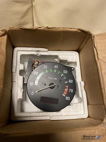 Bmw E21 toerenteller nos m20 tacho 3-serie 62131368249 km beschikbaar voor biedingen