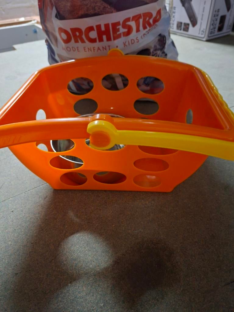 Keuken speelgoed, Enlèvement