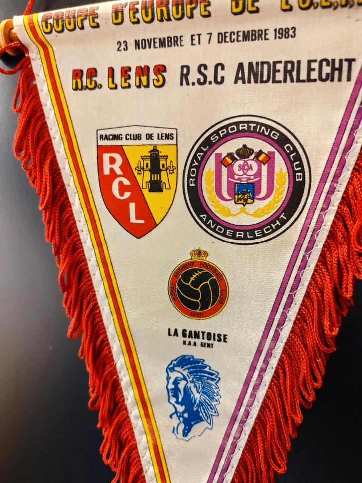 RSC Anderlecht - Racing Club de Lens 1983 sublieme vintage, Collections, Articles de Sport & Football, Enlèvement ou Envoi