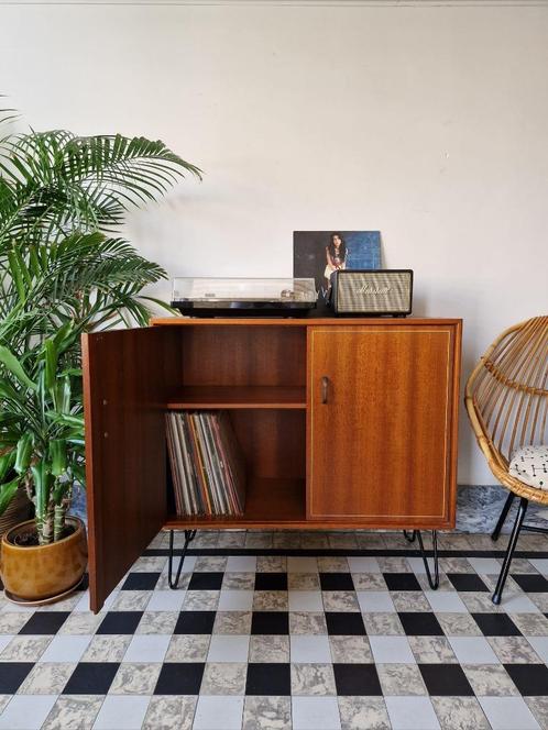Vintage midcentury kastje | platenspeler meubel | kast retro, Huis en Inrichting, Kasten | Overige, Gebruikt, Ophalen
