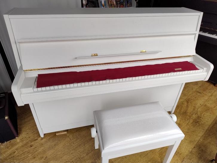 Yamaha witte piano serial 1717767, Muziek en Instrumenten, Piano's, Gebruikt, Piano, Wit, Verzenden