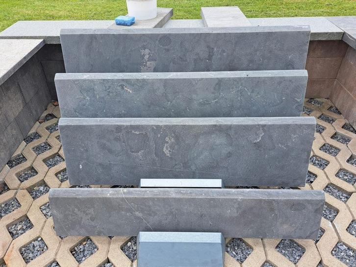 Gevelplinten in chinese blauwe steen met afschuining 2/2 cm, Tuin en Terras, Bielzen en Borduren, Nieuw, Ophalen