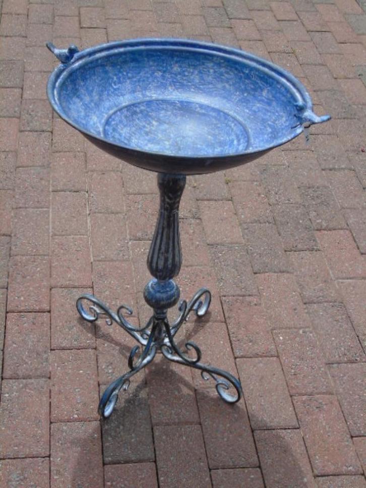smeedijzeren vogelbad antieke blauwe schoteldrinker..., Tuin en Terras, Vogelhuisjes en Vogelbaden, Nieuw, Ophalen