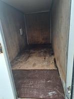 Gesloten aanhangwagen, Ophalen