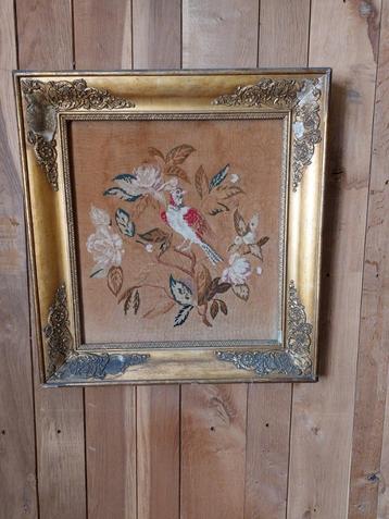 oude mooie broderie -vogel en bloem motief beschikbaar voor biedingen