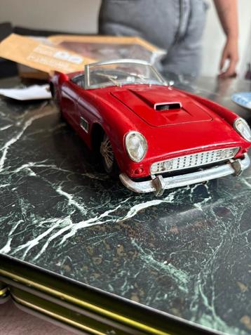 Ferrari 1/18 beschikbaar voor biedingen