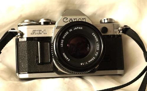 Canon AE1 (zwart) + Canon FD 50mm 1.8, Audio, Tv en Foto, Fotocamera's Analoog, Gebruikt, Spiegelreflex, Canon, Ophalen of Verzenden