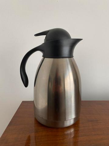 Thermos koffiekan beschikbaar voor biedingen