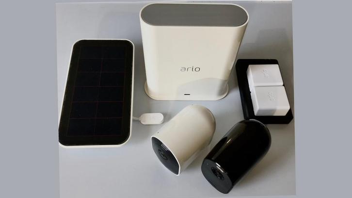 À SAISIR : Pack 7 caméras ARLO complet/prêt, install. facile, Audio, Tv en Foto, Videobewaking, Zo goed als nieuw, Buitencamera