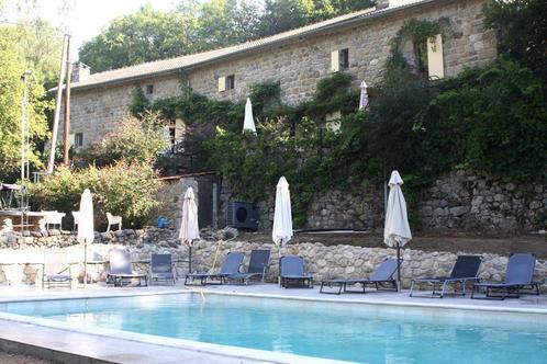 Ardeche gite 4/5 pers aan rivier met zwembad, Vakantie, Vakantiehuizen | Frankrijk, Ardèche of Auvergne, Overige typen, Landelijk
