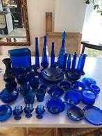 Decoratie blauw glas , kandelaars, schaaltjes, karaf enz…, Huis en Inrichting, Ophalen, Zo goed als nieuw