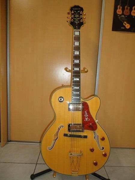 Epihone Joe Pass Emperor II MIK, Muziek en Instrumenten, Snaarinstrumenten | Gitaren | Elektrisch, Zo goed als nieuw, Hollow body