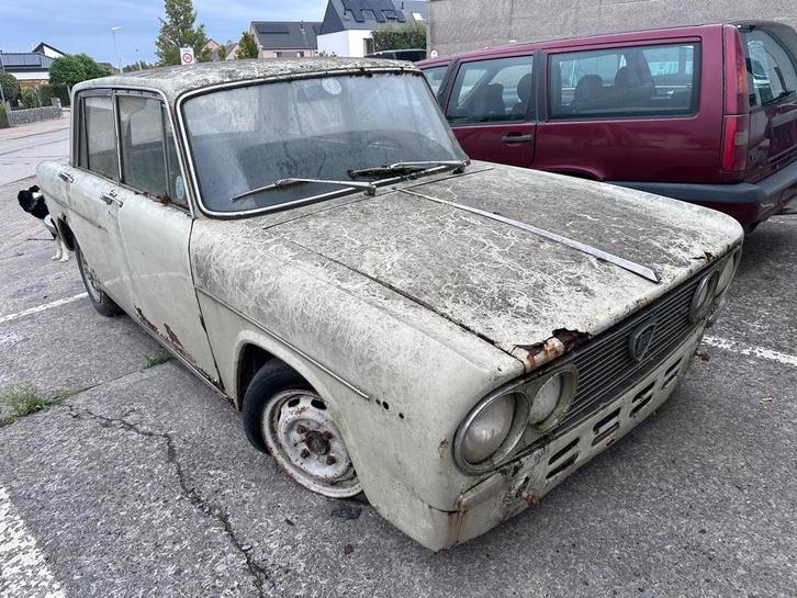 Lancia Fulvia 1972 - voor opmaak of onderdelen., Auto's, Oldtimers, Bedrijf, Lancia, Benzine, Berline, 4 deurs, Handgeschakeld