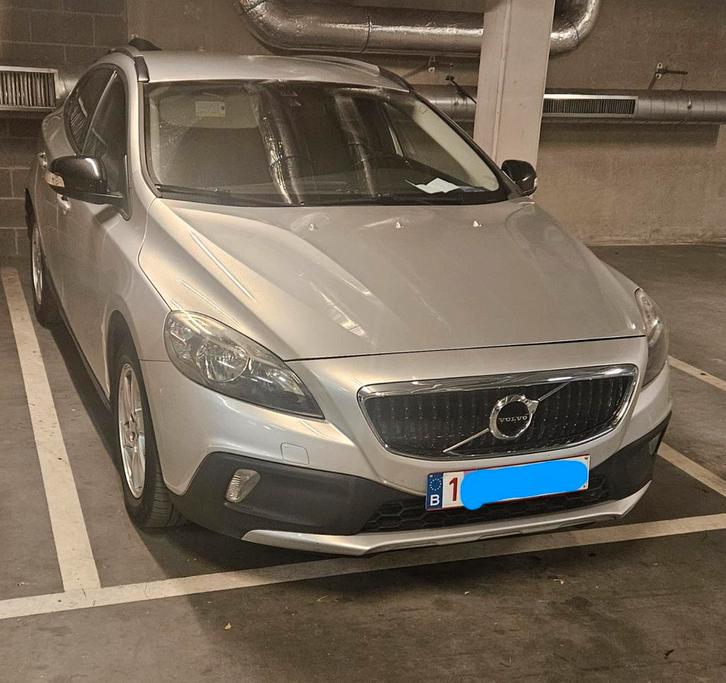 À vendre : Volvo V40 Cross Country 2.0 D3 – 150ch, Auto's, Volvo, Particulier, V40, Bluetooth, Diesel, Automaat, Ophalen