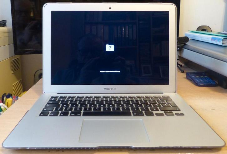 MacBook Air A1466, Informatique & Logiciels, Apple Macbooks, Reconditionné, MacBook, 13 pouces, 2 à 3 Ghz, 256 GB, 8 GB, Azerty