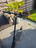 Segway Ninebot F2 pro, Fietsen en Brommers, Ophalen, Zo goed als nieuw