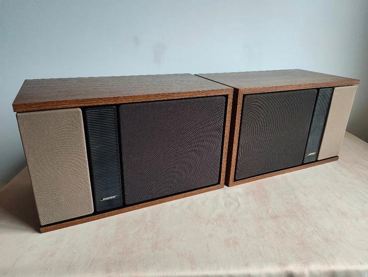 Bose 301 Series II in de mooie walnoten uitvoering, Audio, Tv en Foto, Luidsprekerboxen, Gebruikt, Front, Rear of Stereo speakers