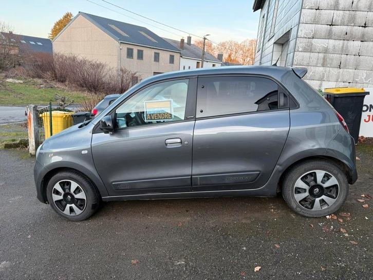Renault, Auto's, Renault, Particulier, Twingo, Benzine, Handgeschakeld, Zilver of Grijs, Ophalen