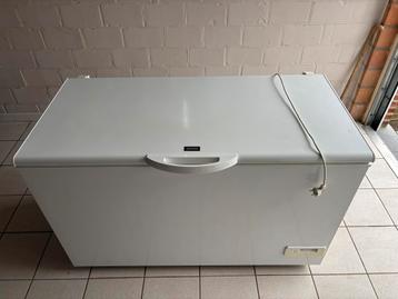 Zanussi diepvrieskist, Elektronische apparatuur, Vriezers en Diepvrieskisten, Vrieskist, Gebruikt, Vrijstaand, 90 cm of meer