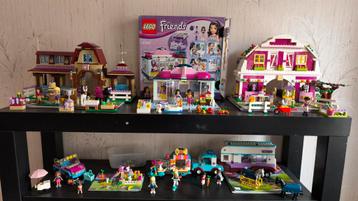 Verschillende lego Friends sets alles samen  beschikbaar voor biedingen