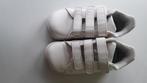 Baskets Adidas. P 26, Kinderen en Baby's, Ophalen, Zo goed als nieuw