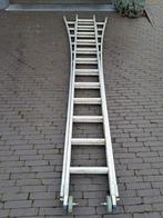 Alu ladder 2 delen met 11 trappen en wieltjes, Ophalen, Gebruikt, Ladder, Opvouwbaar of Inschuifbaar