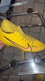 Nike mercurials, Sport en Fitness, Voetbal, Ophalen, Gebruikt, Schoenen