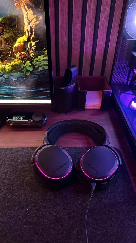 Steelseries Arctis Pro + GameDac, Computers en Software, Headsets, Zo goed als nieuw, Over-ear, Bedraad, Gaming headset, Inklapbare microfoon