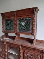 Mechelse kast, Ophalen