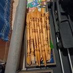 18 houten gedraaide stijlen 77 cm lang, Ophalen