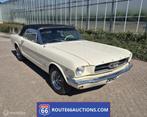 Ford Mustang Cabriolet - 1965 | Route 66 Auctions, Auto's, Automaat, Cabriolet, Wit, Bedrijf
