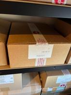 Sealed Case Elite Trainer Box White Flare, Ophalen, Nieuw, Boosterbox, Foil
